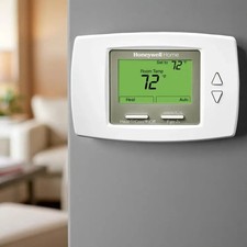 Honeywell Premier White, TB6575C SuitePRO Fan Coil Thermostat - TB6575C1000