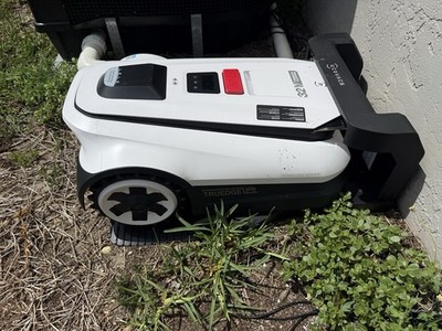 ECOVACS GOAT A2500 RTK Robot Lawn Mower LiDAR GPS Dual Blade 5/8 Acre AI
