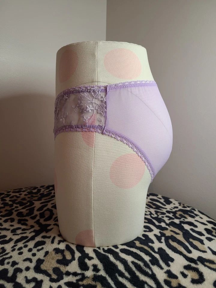 Nuevo Bikini Hipster Vintage Victoria's Secret Lavanda Aliento Bebé Braguita Pequeña Foto 3 de 4