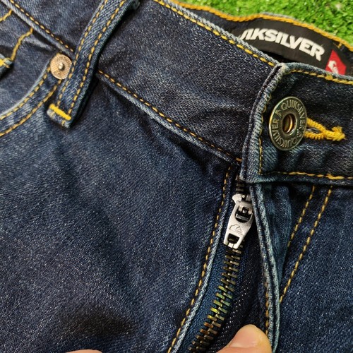 Vintage Quicksilver Jeans Mens 32 Straight Leg Blue Faded dark Wash Zip Fly Y2K* - Picture 7 of 16