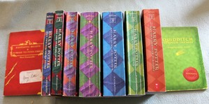 All-7-Harry-Potter-books-PLUS-Fantastic-Beasts-and-Quidditch-through-the-Ages