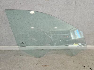 Scheibe BMW F40 Vorne Rechts Seitenfenster Front Right Window Glass 7448060