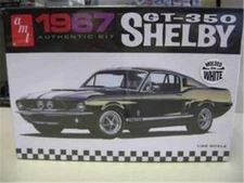 AMT 800 1967 GT-350 Shelby GT-500 model kit
