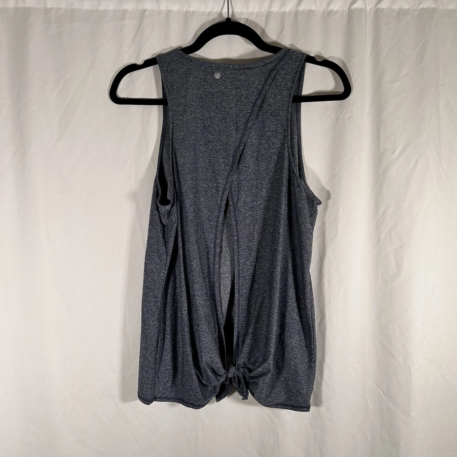 yogalicious tie back sleeveless lightweight tank-top