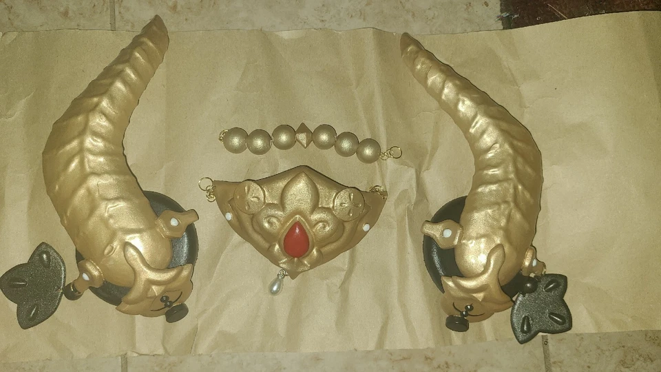 Pelucas para mujer rubia cosplay peluca corta - peluca edelgard von hresvelg timeskip Foto 3 de 4