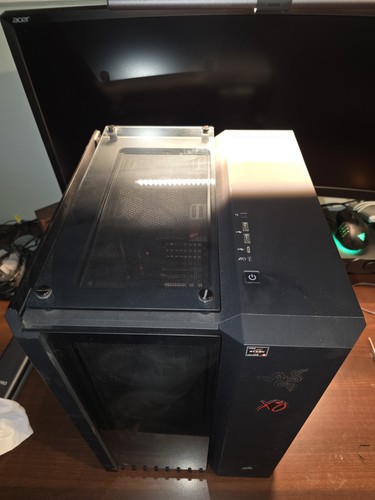 Corsair Crystal Series 680X RGB High Airflow Tempered Glass ATX Gaming Case - Picture 6 of 9