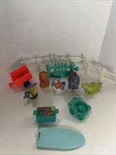 Lot Of 13 Fisher Price Animals Wagon Fence And Other Vintage Replacements