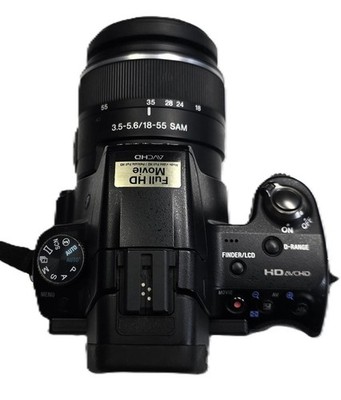 Sony Alpha a33 SLT-A33 with 18-55mm F 3.5-5.6 SAM Lens & Battery