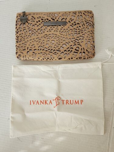 Ivanka Trump Clutch Bag Purse Gold Laser Cut Card Holder Dust Bag Included NEW - Picture 2 of 9