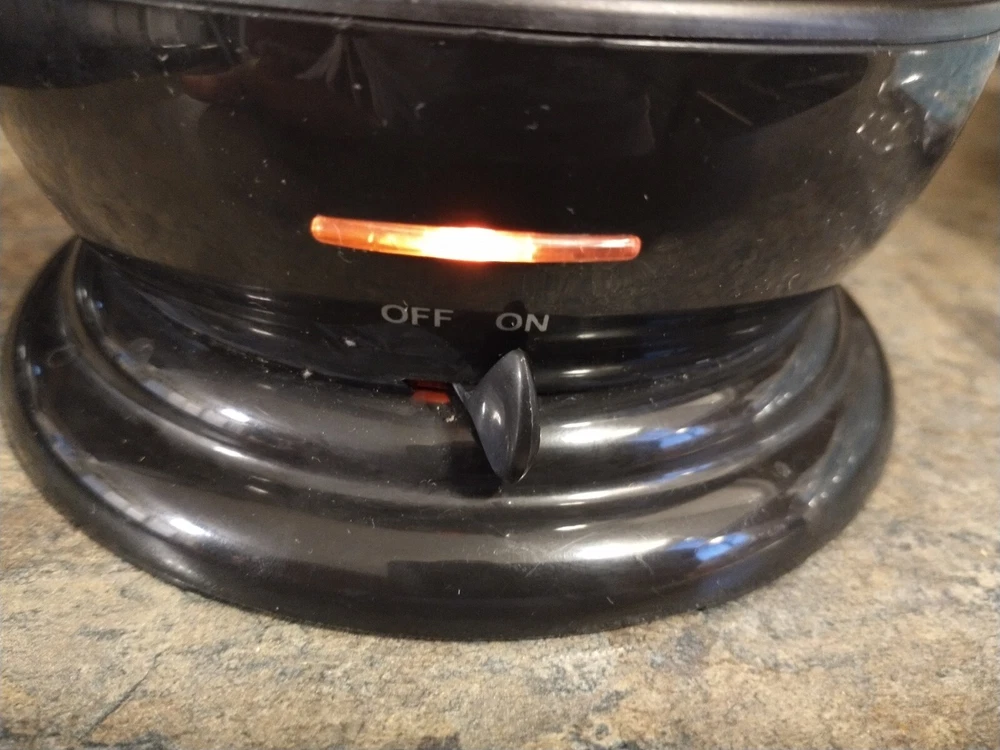 Cuisinart CEC-7 Egg Cooker Brushed Stainless Steel Black Tested Fully Functional Cuisinart CEC-7 Egg Cooker Brushed Stainless Steel Black Tested Fully Functional