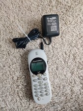 Motorola V2260 Verizon Cell Phone - Vintage RARE Collector - NO BATTERY