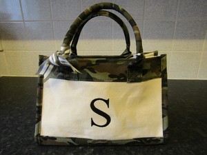 personalised handbolsas with initials