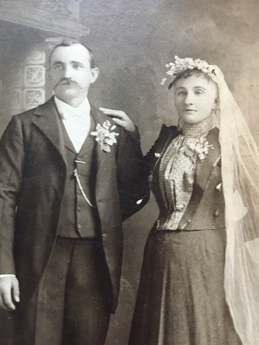 CABINET Card Wedding Photo The Lamblin Studio Centralia Illinois Pregnant(?) - Picture 10 of 12