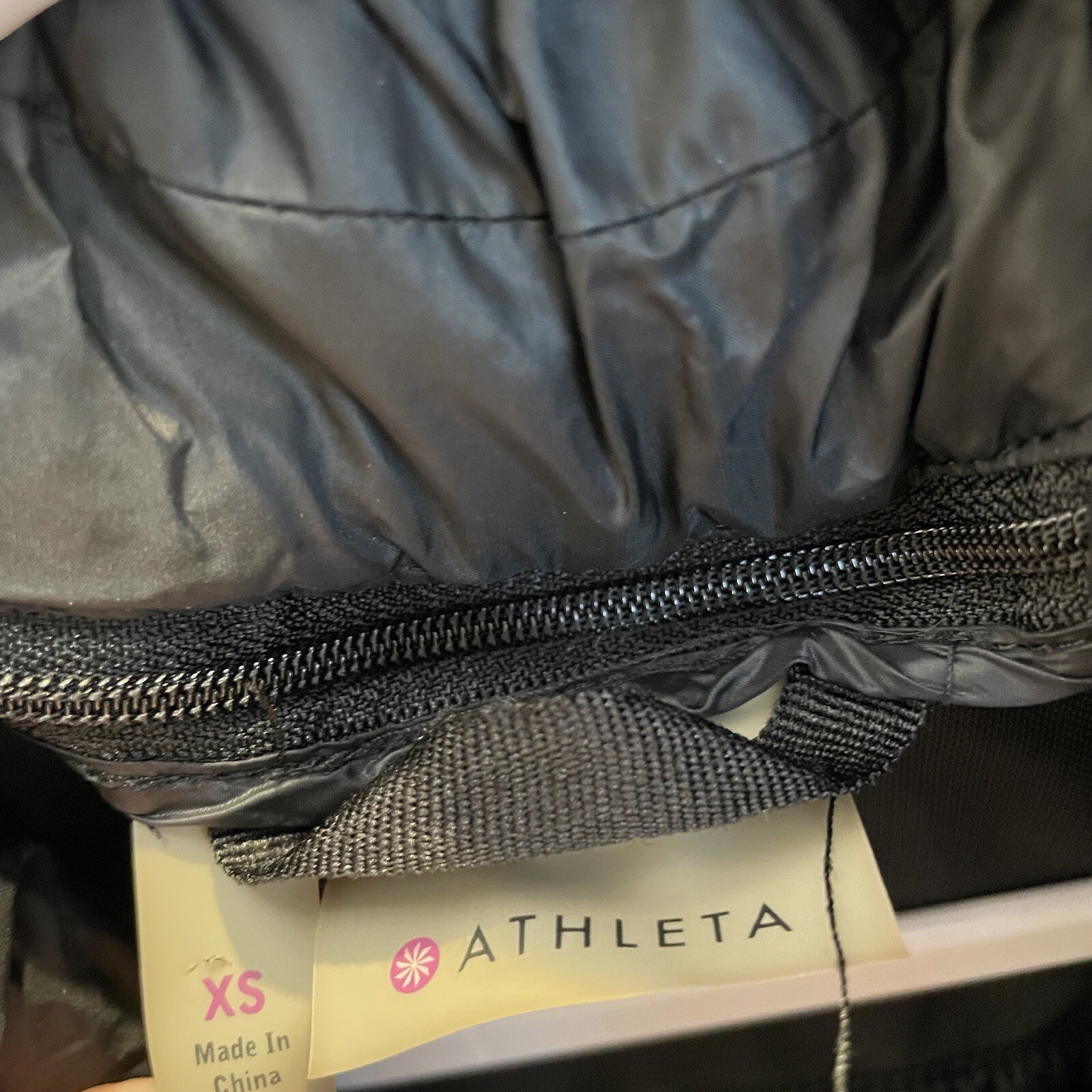 Athleta Black Rock Springs CYA Quilted Puffer Jacket … Gem