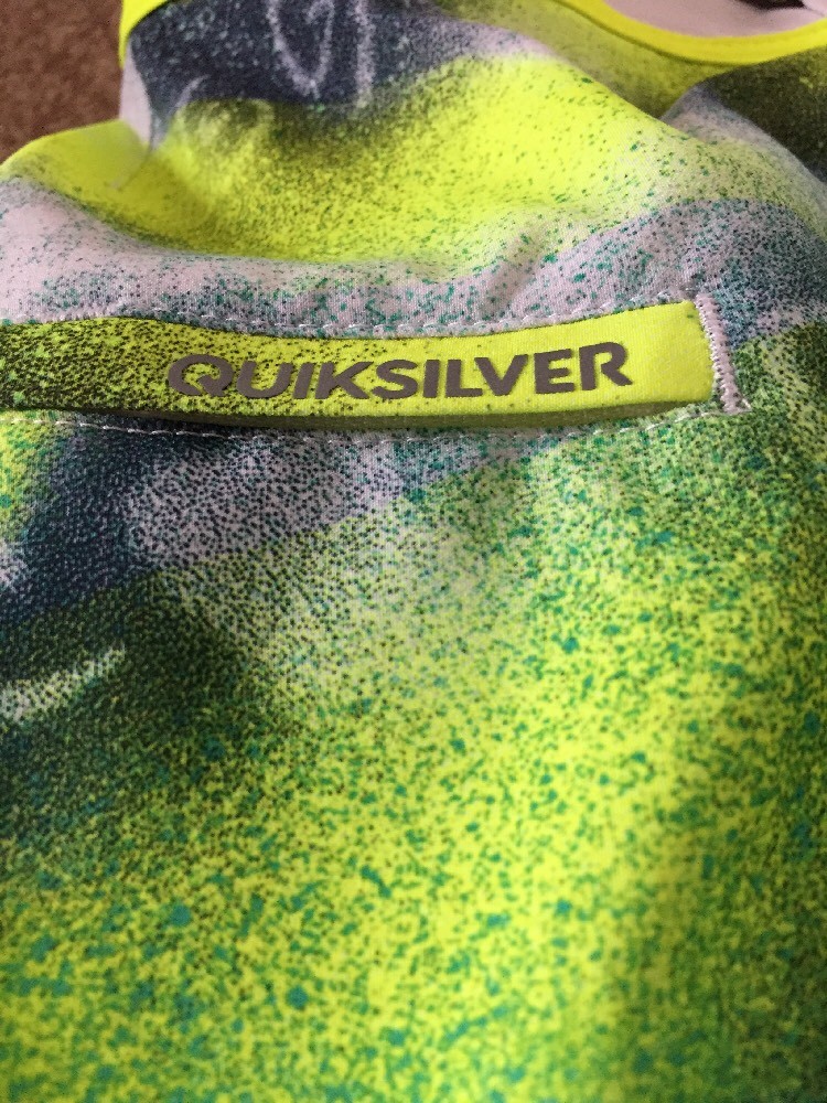 Quiksilver RRP £45 Swimming Shorts Mens XS Extra Small Green Yellow White 28" image 3