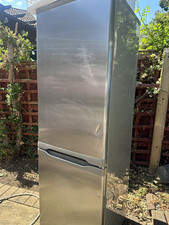 Zanussi Freestanding Fridge Freezer Silver/SS Bottom Freezer 250-330L 54cm