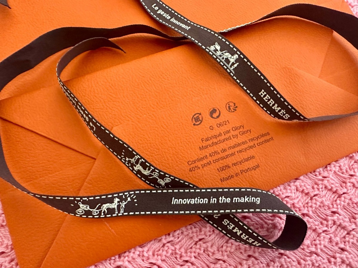 NEW Authentic HERMES 11x8x3