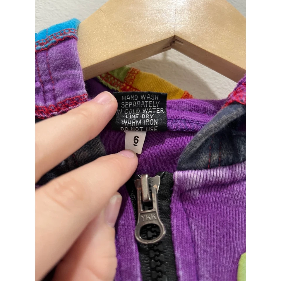 Rising International 连帽衫彩虹拼布嬉皮士 6 码 — 第 4/4 张图片