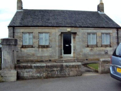Foto A2 Wilton Cottage Crawforddyke Der Friedhofswärter's Haus. N c2011