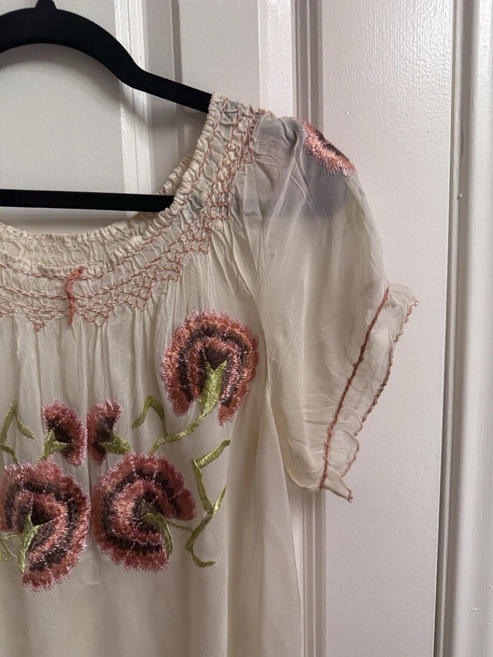 Top campesino bordado floral vintage años 70 Foto 4 de 4