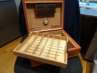 STUNNING HANDCRAFTED HUMIDOR CIGAR BOX BY CHARLES TEDDER OF HIGH POINT, NC