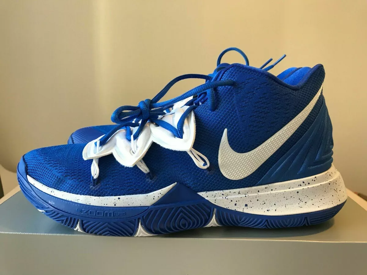 Kyrie irving blue clearance and white shoes