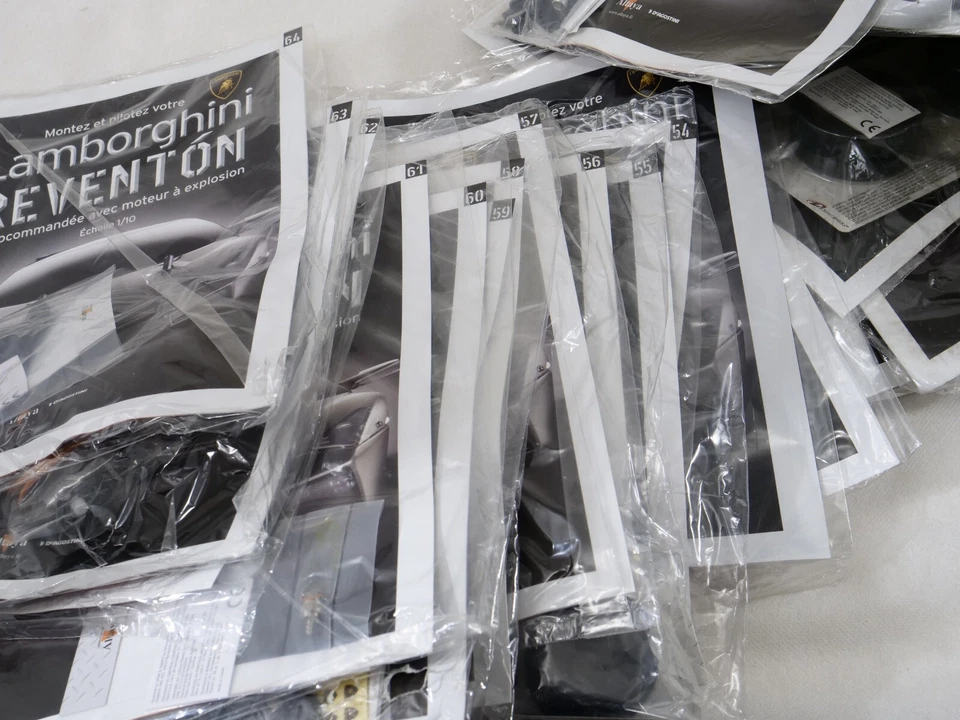 Altaya Lamborghini Reventon Offset Nuovo Completo Kit 1/10 - Immagine 4 di 4