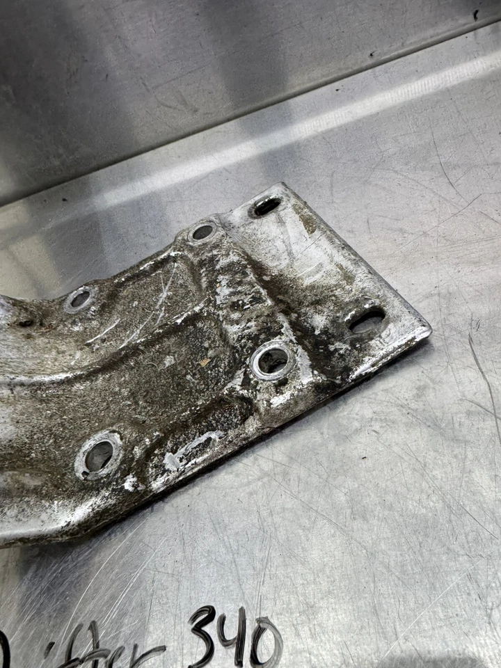 Пластина крепления двигателя 1979 80 81 KAWASAKI Drifter SA 340 - Изображение 4 из 4