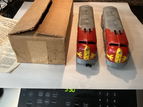 Marx Postwar 1095 Santa Fe A-A Diesels in Original Box Master Carton - Picture 9 of 17