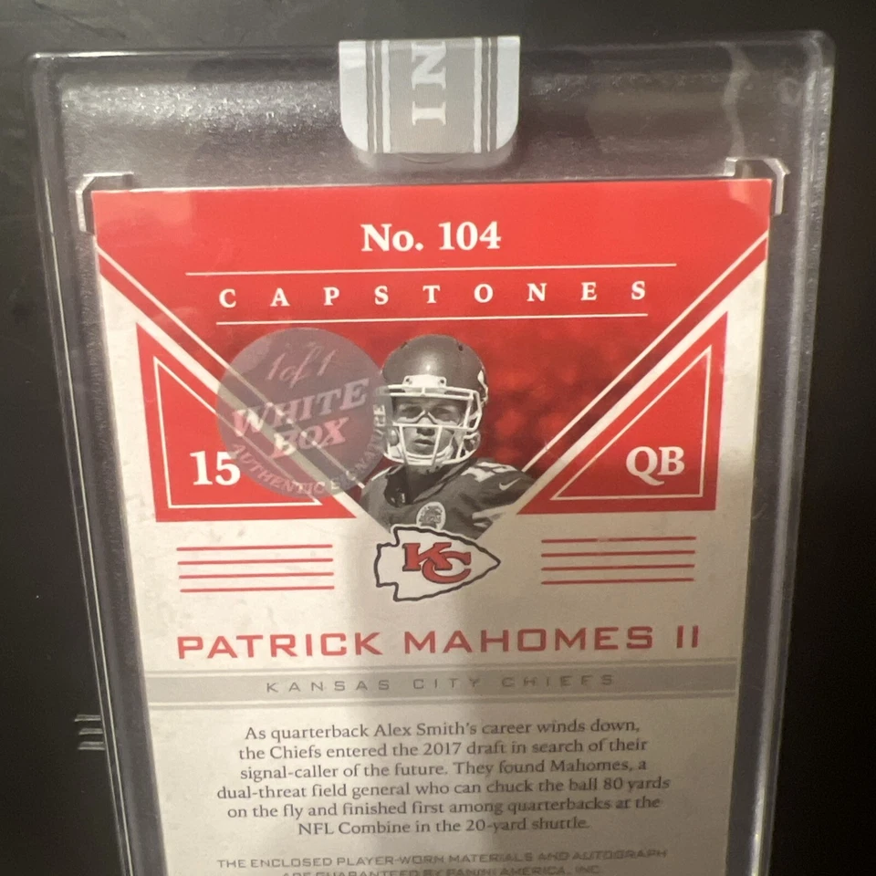2017 Patrick Mahomes Panini Vertex - Marble Rookie Capstones Quad Patch Auto 1/1 - Image 4 of 4