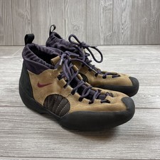 nike rock climbing shoes