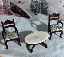LOTE 2 sillones de comedor Queen Anne y mesa superior de mármol muebles para casa de muñecas