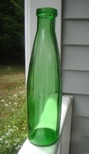 ANTIQUE 1890's EMERALD GREEN 11-1/4" CONDIMENT - PICKLE BOTTLE- APPLIED LIP