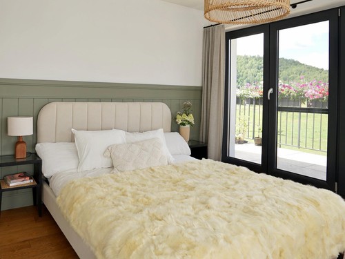 Alfombra beige genuina Toscana de cordero piel de oveja color amarillo cremoso cama de 6,5 pies x 5,4 pies - Imagen 6 de 6