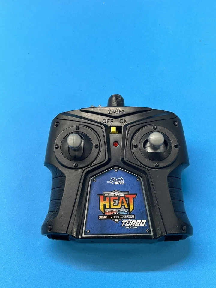 Jada Blue Police RC Remote Control Badge City Heat High Pursuit 2.4Ghz Turbo  - Image 3 of 4