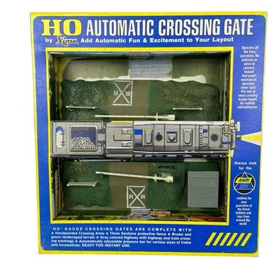 Lima HO Automatic Crossing Gate With Original Box AHM