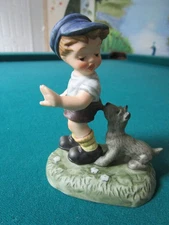 Goebel Surprise Encounter  Figurine 4" Nib   Original 