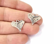 4 Pieces Heart Dangle Small Charms Antique Silver Plated jewelry Accessories
