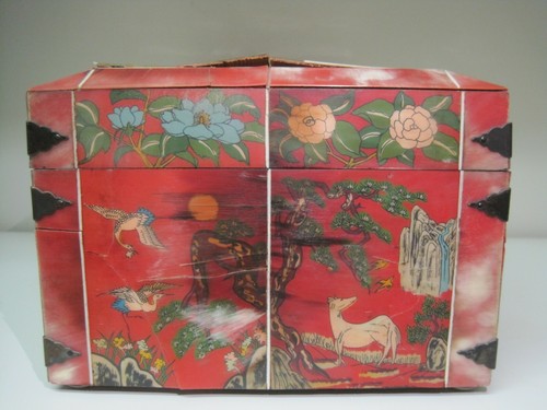 A Vintage Korean Ox horn Wedding Chest or Accessory Box (Hwagak Haem) - Picture 5 of 12