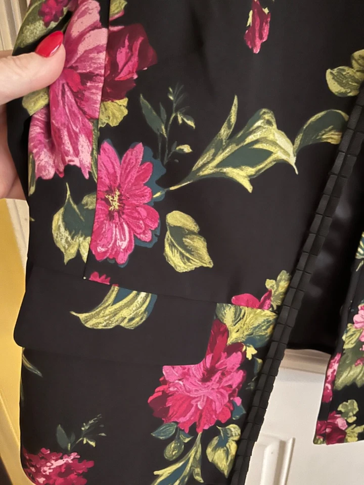 Graver Susan Graver Jacket Blazer Floral Rose Hook Eye Black Pink EUC Sz 10 Foto 4 de 4