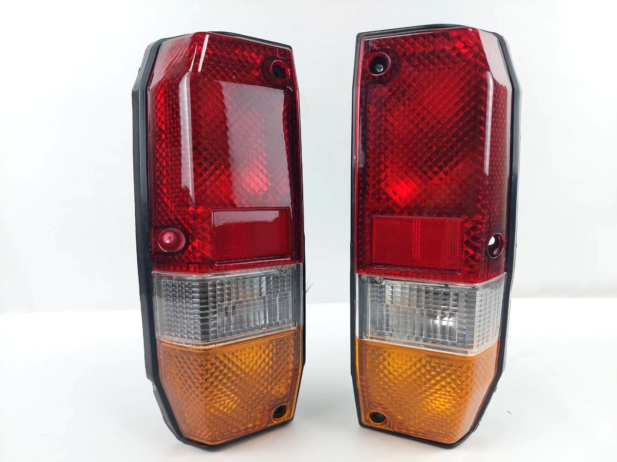 REAR LAMP TAIL LIGHT Fit For Toyota Land Cruiser FJ70 FJ73 FJ75