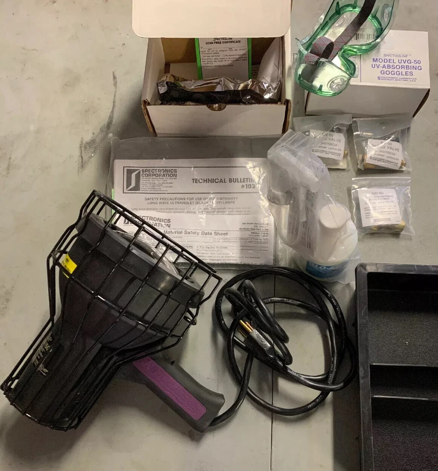 uv leak detection kit. - Image 2 of 4