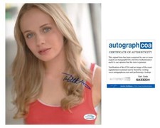 Tessa Albertson "Younger" AUTOGRAPH Signed 8x10 Photo ACOA