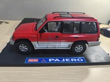 Mitsubishi Pajero pajero 1/18 Minicar
