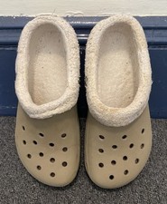 Crocs Fur lined Blitzen - Beige - Sz 7 Women