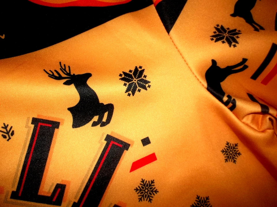 Fireball Whiskey Jersey Red Dragon Christmas/OVERSIZED SIZE LARGE ADULT **NWOTS - Image 4 of 4