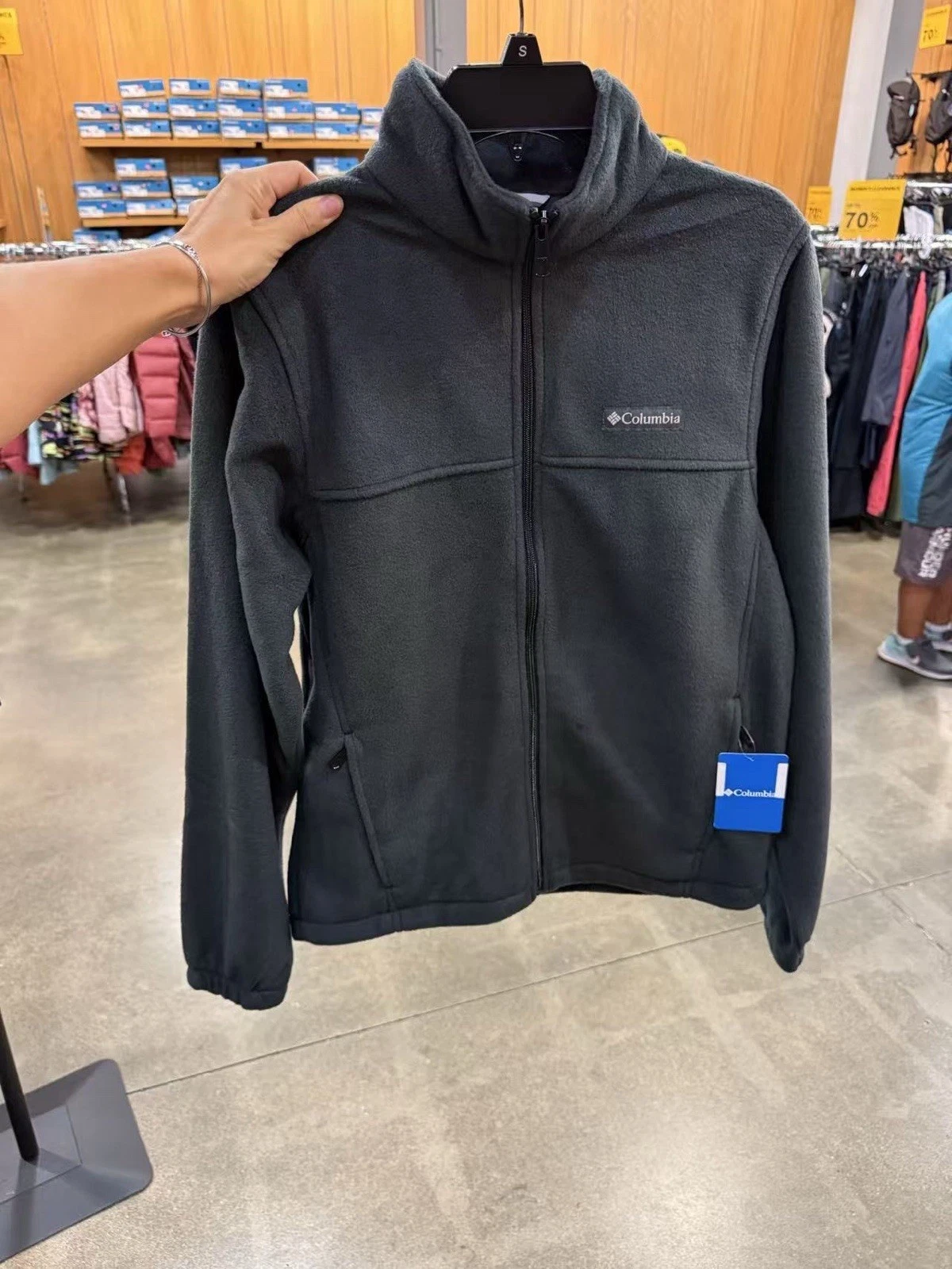 Brand New! Columbia Men’s Black Fleece Jacket! Size L
Opens in a new window or tab