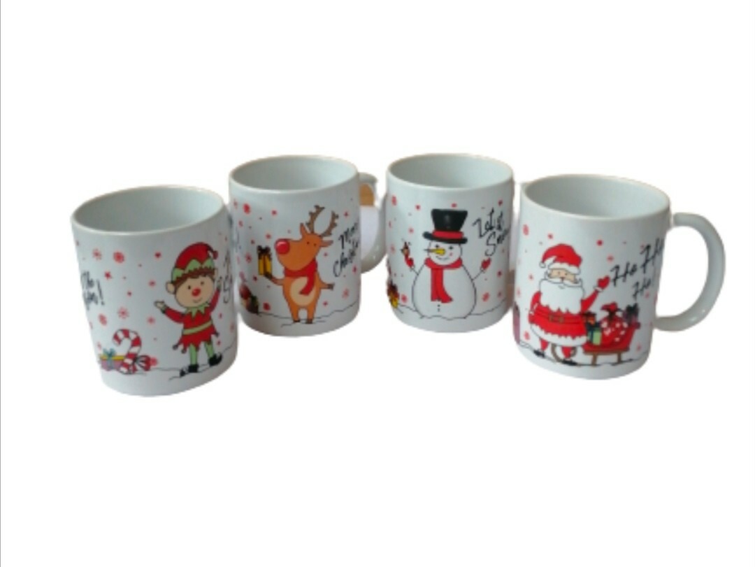 Christmas 4 Mugs Cute Reindeer Santa snowman