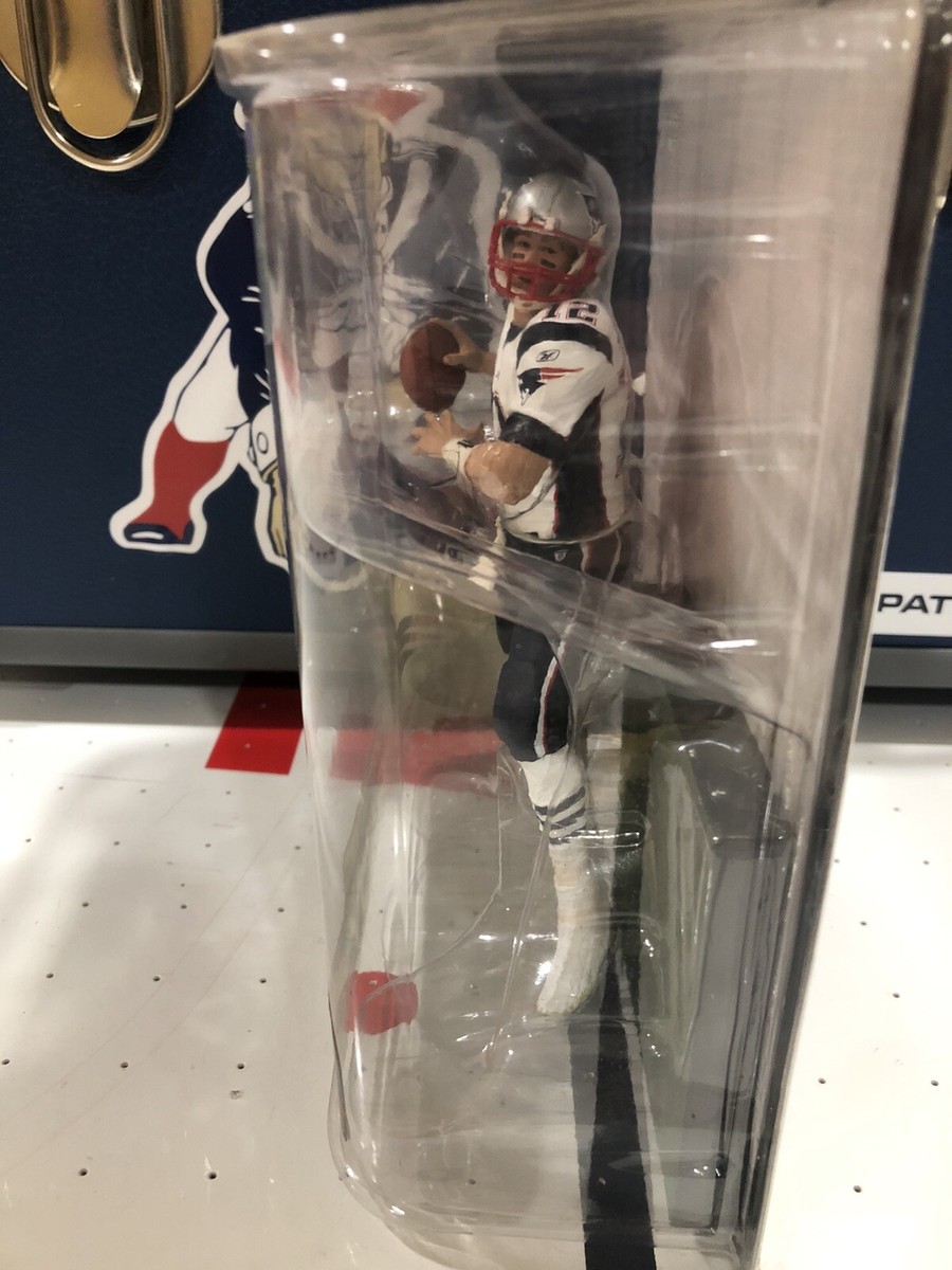 【未使用・未開封】マクファーレン　NFL トム・ブレディ　フィギュア 未使用・未開封】マクファーレン NFL トム・ブレディ フィギュア