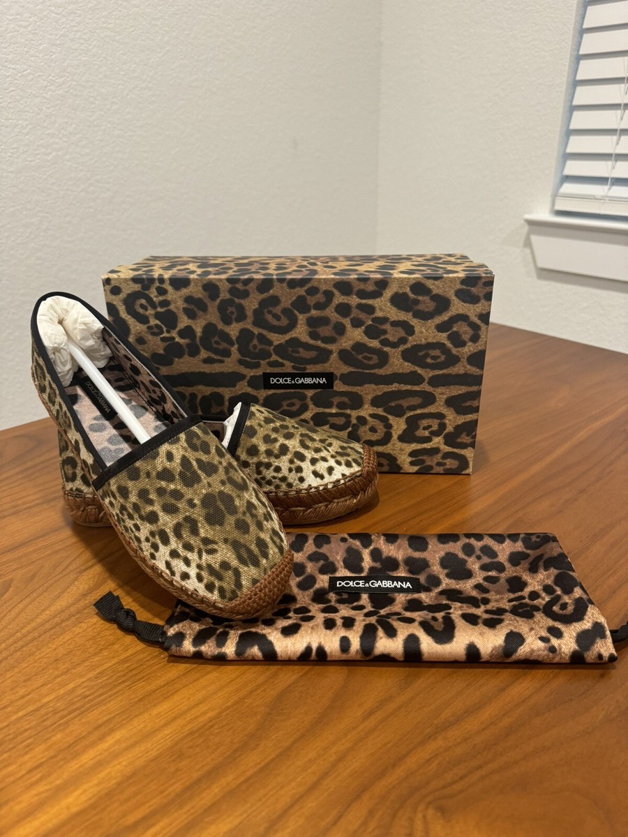 Dolce & Gabana brand new cheetah print. No tags DOLCE & GABBANA T-shirt Black Leopard Cotton Short Sleeves  main image 3
